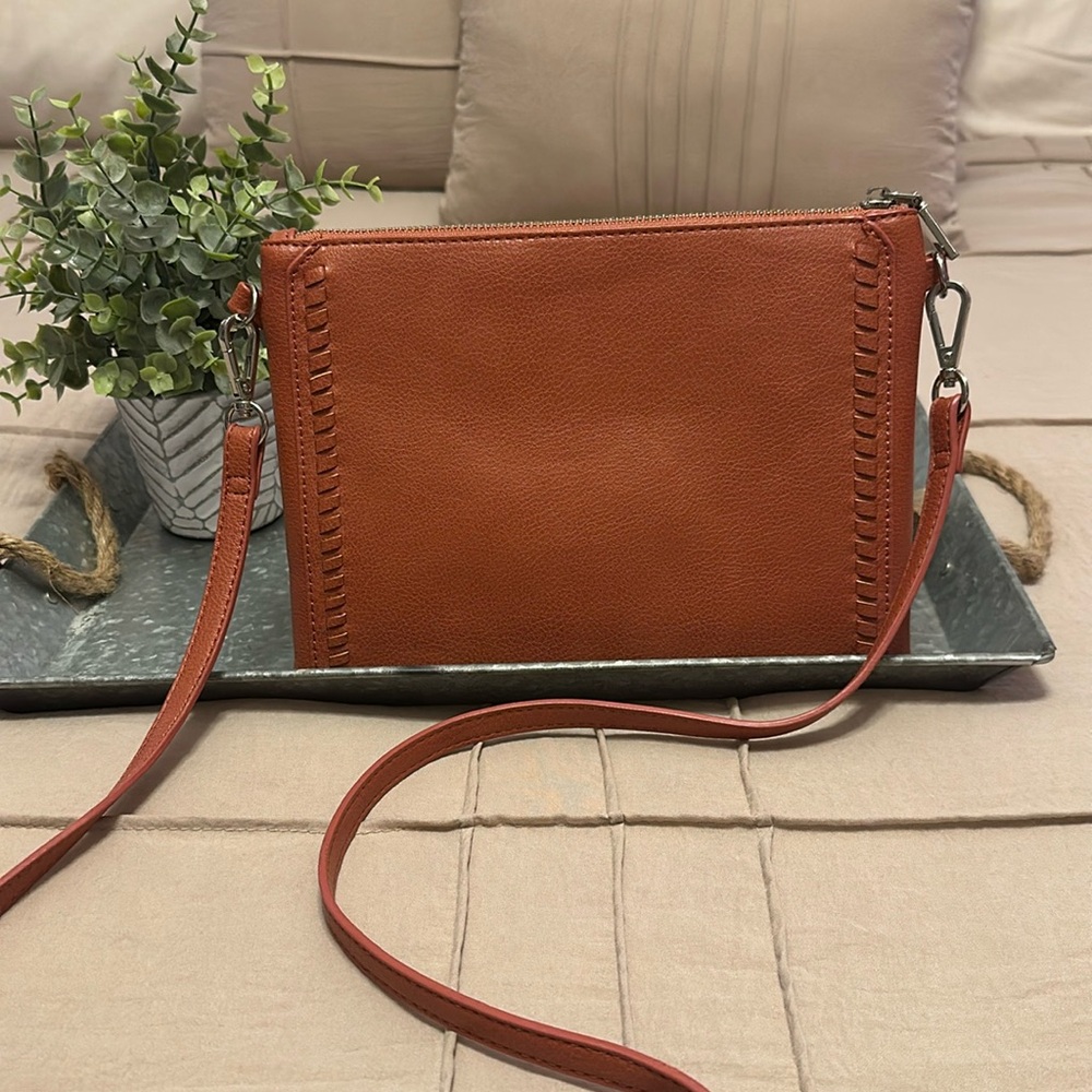 Urban Expressions Crossbody